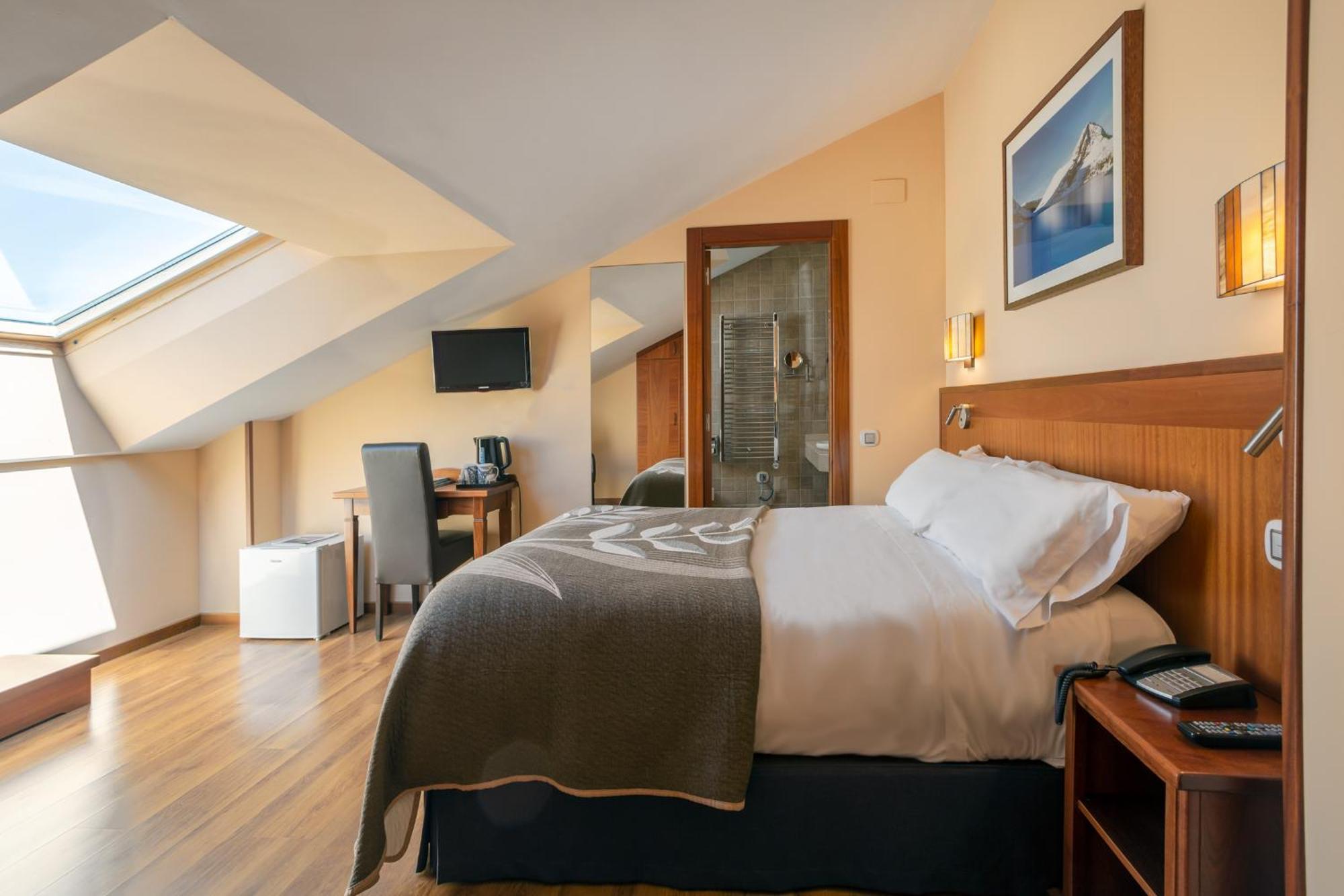 Hotel La Colina 4*